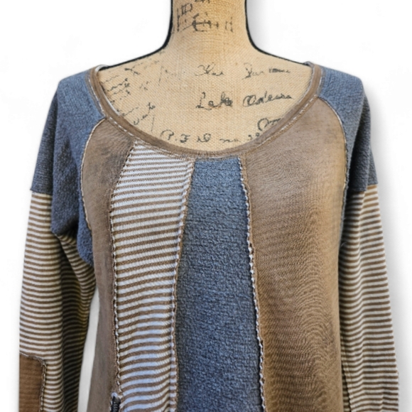 People Like Frank Long Sleeve Tee With Zipper Detail, Size S - Picture 3 of 9